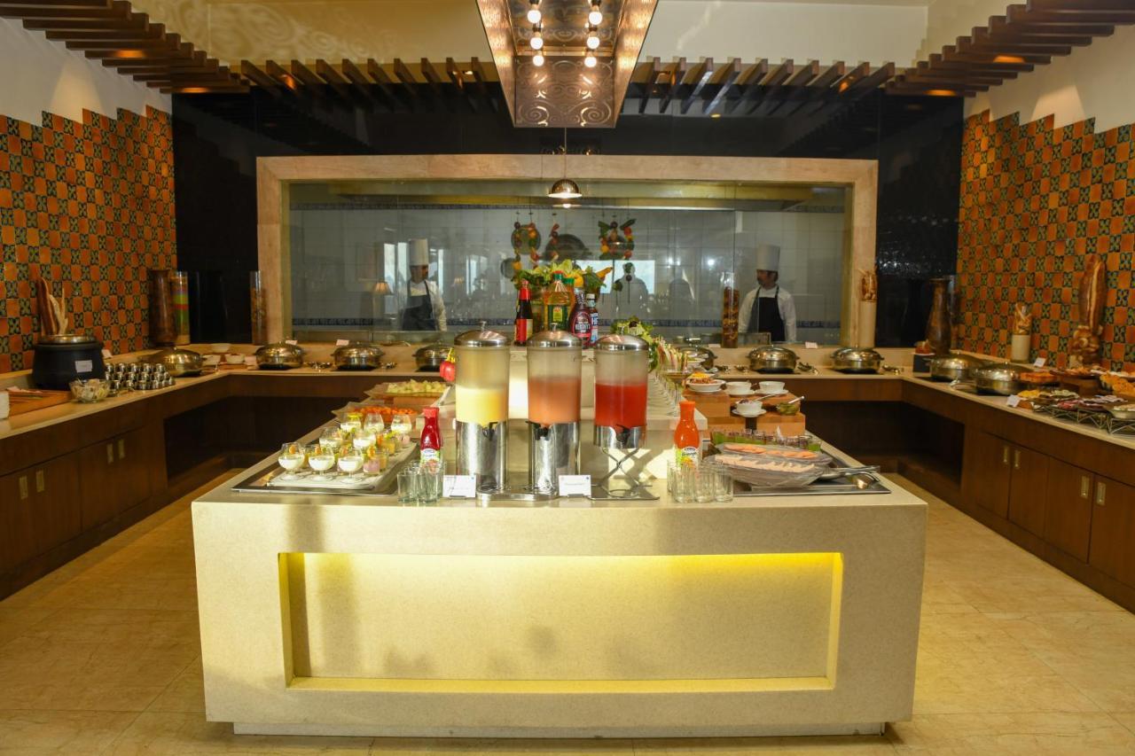 Royal Tulip Luxury Hotel, Kufri, Шимла Екстериор снимка