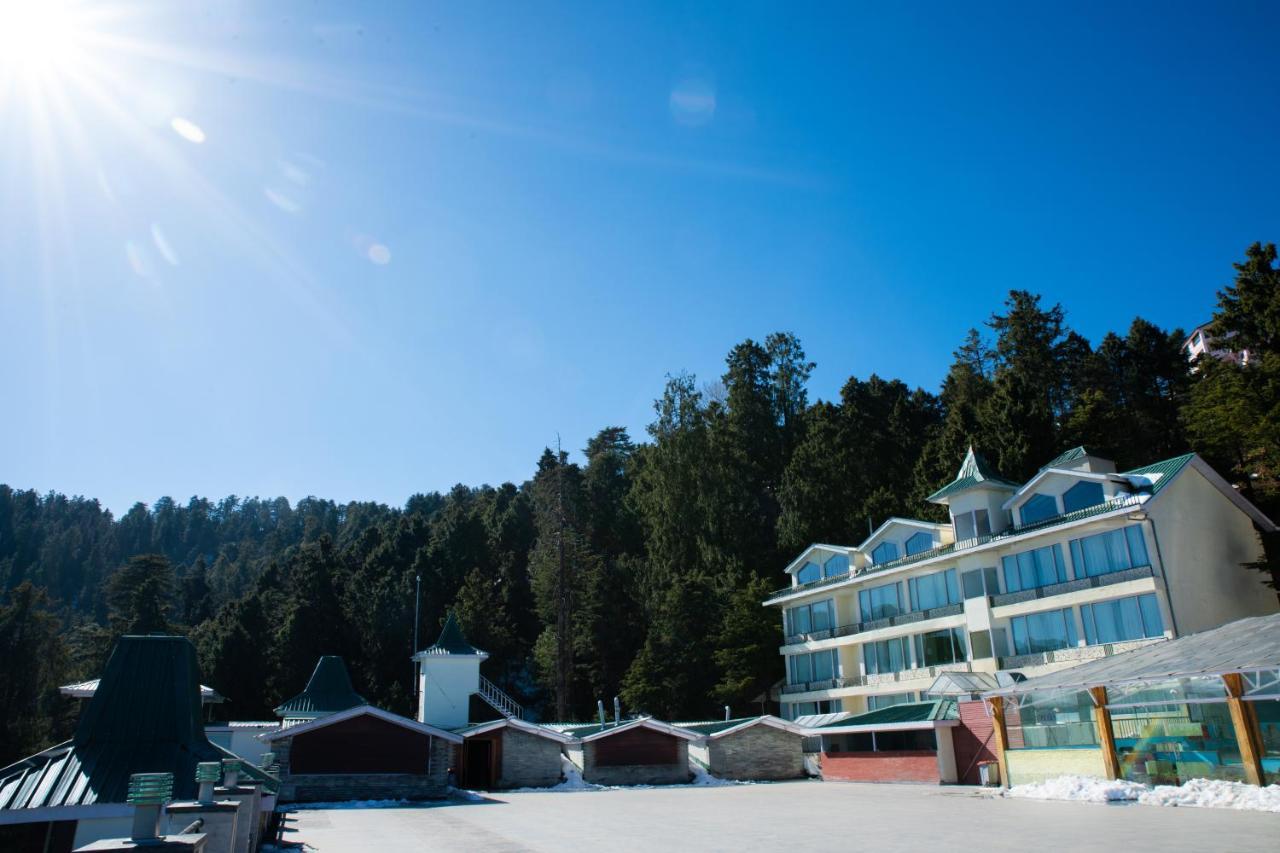 Royal Tulip Luxury Hotel, Kufri, Шимла Екстериор снимка